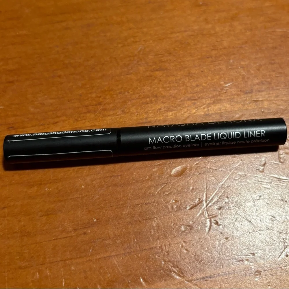 Natasha Denona Macro Blade Liquid Liner